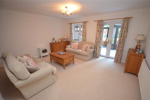 3 bedroom terraced house for sale, Clare Mead, Rowledge, Farnham, Surrey, GU10