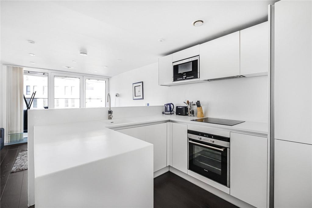 Apartment in London - More