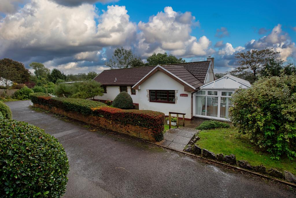 Berthllwyd, Pentyrch CF15 3 bed detached bungalow for sale £550,000