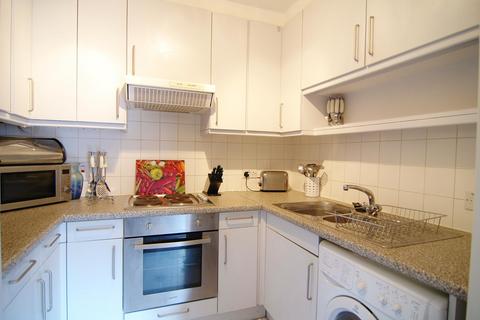 2 bedroom flat to rent, Langtons Wharf, Leeds, West Yorkshire, LS2