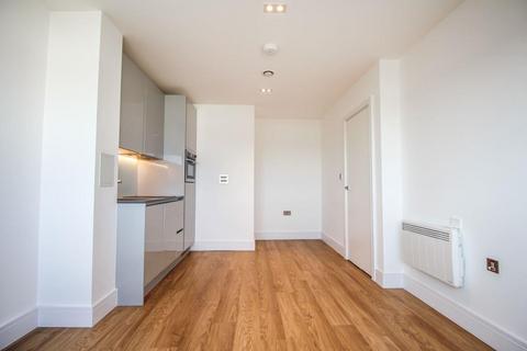 1 bedroom flat for sale, Arrowhead House, Luton, LU4