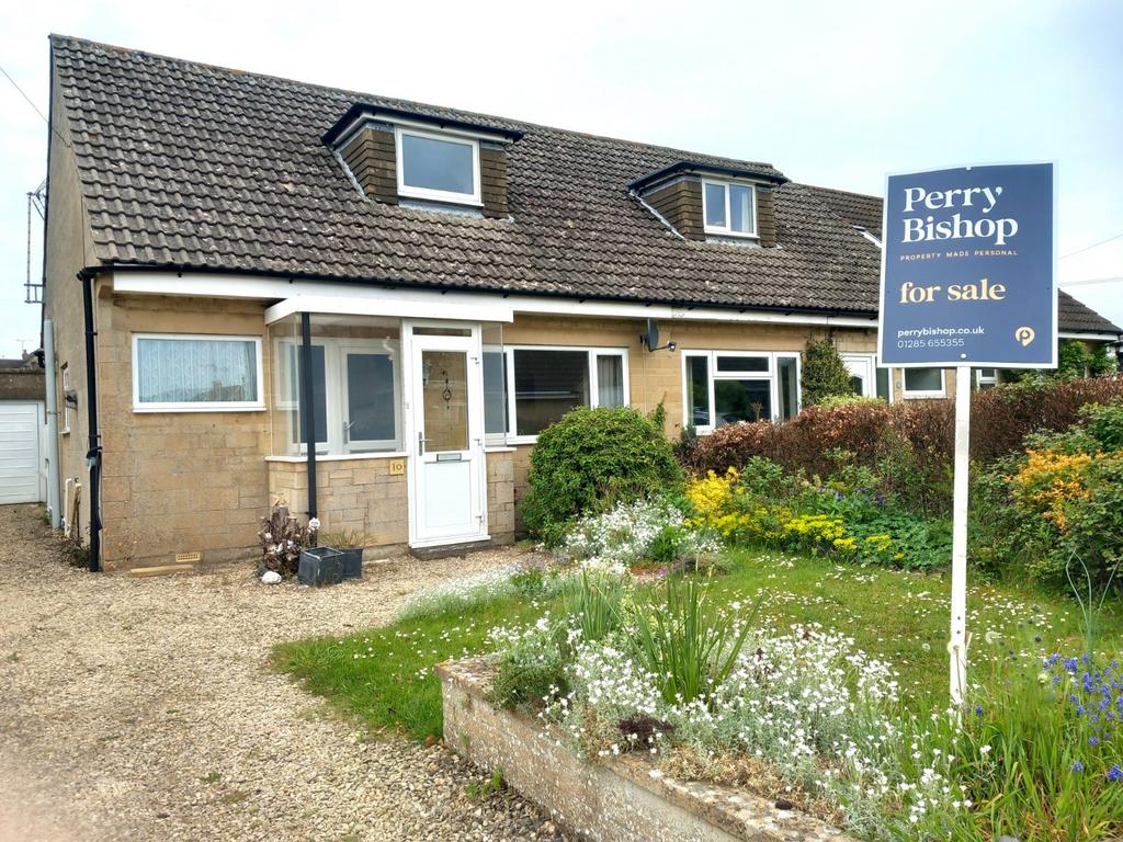 Meysey Close, Meysey Hampton... 2 bed semidetached house for sale £360,000