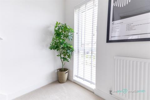 12 Foxlow Close, Waverley, Rotherham, S60 8BS