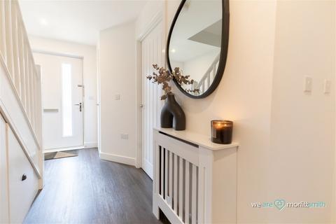 12 Foxlow Close, Waverley, Rotherham, S60 8BS