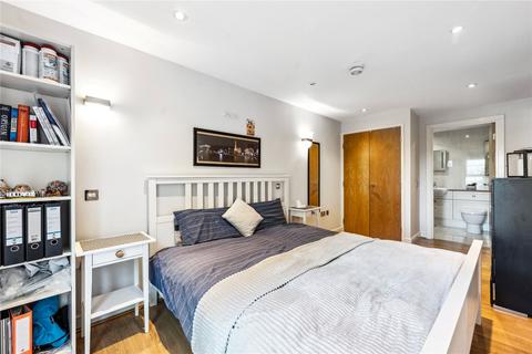 2 bedroom apartment for sale - Battersea Square, Battersea, London, SW11