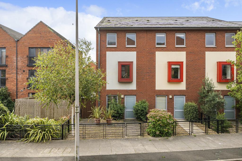 Langdon Road, Swansea, SA1 4 bed townhouse for sale £330,000