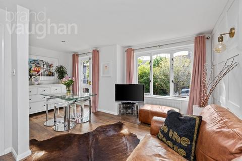 3 bedroom end of terrace house for sale - Preston Village Mews, Middle Road, Brighton, East Sussex, BN1