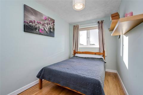 10 Challoners Close, East Molesey, KT8 0DW