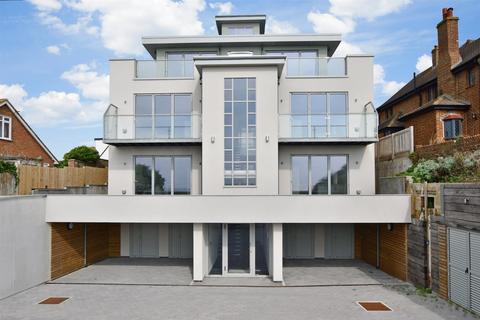 3 bedroom apartment for sale - Marine Drive, Brighton, East Sussex