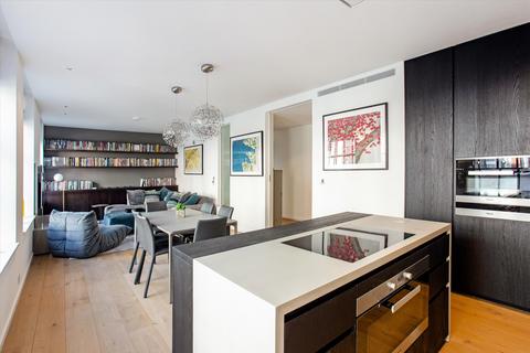 2 bedroom flat for sale, Great Portland Street, London, W1W