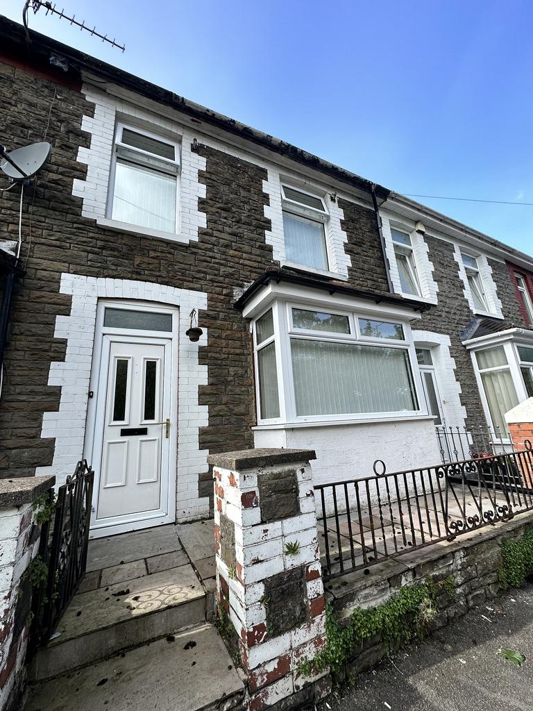 Woodland Terrace, Maesycoed, Pontypridd, Rhondda Cynon Taff. CF37 1EA 4