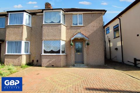 3 bedroom semi-detached house to rent - Eyhurst Avenue, Hornchurch, RM12