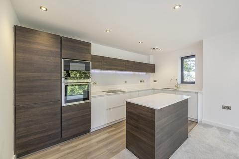 2 bedroom flat for sale, Mortlake High Street, London
