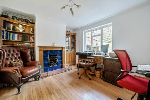 10 Stonedene Close, Forest Row, RH18 5DB