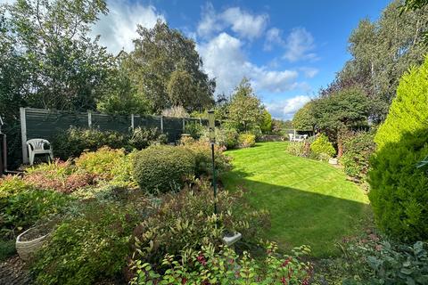 19 Beamhill Road, Stretton, Burton-on-trent, DE13 0AE