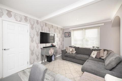 114 Birkenside, Gorebridge, EH23 4JG
