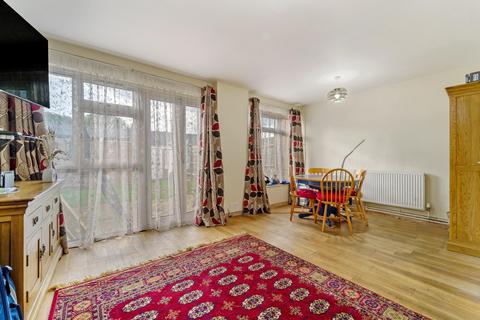 48 Boston Manor Road, Brentford, TW8 9JU