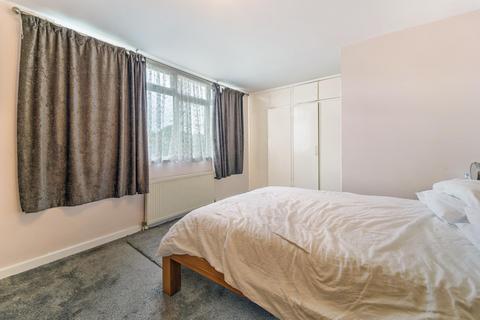 48 Boston Manor Road, Brentford, TW8 9JU