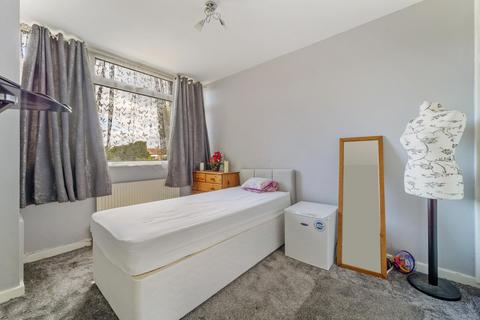 48 Boston Manor Road, Brentford, TW8 9JU
