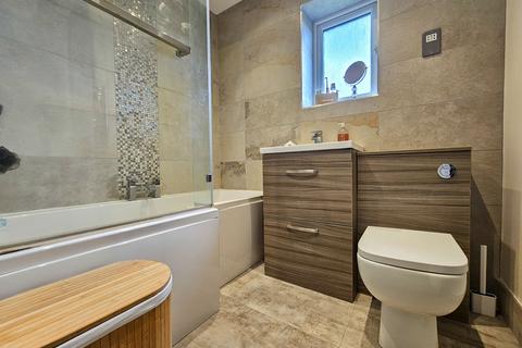 182 Beaconside, South Shields, NE34 7PU