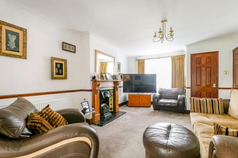 46 Wavell Close, Cheshunt, Waltham Cross, EN8 0LA