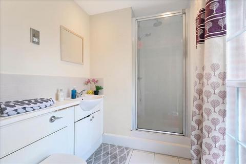 13 Pulteney Close, Isleworth, TW7 6PX