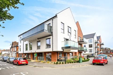 7a Howard Road, Surbiton, KT5 8SA