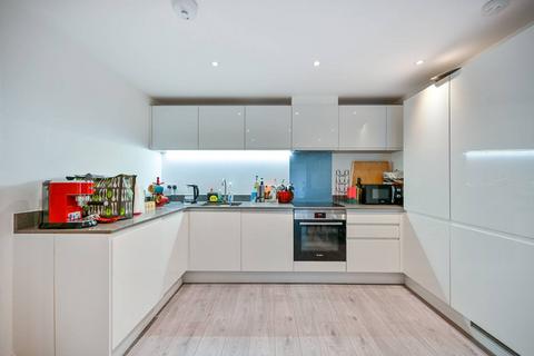 7a Howard Road, Surbiton, KT5 8SA