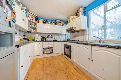 3 bedroom terraced house for sale, New Close, Merton, London, SW19