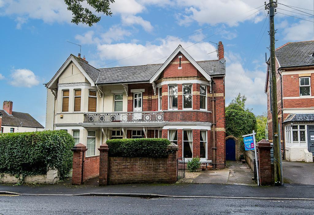Waterloo Road, Newport 5 bed semidetached house for sale £400,000