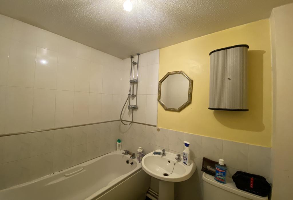 Meliden Gardens, St. Helens, Merseyside 2 bed £80,000