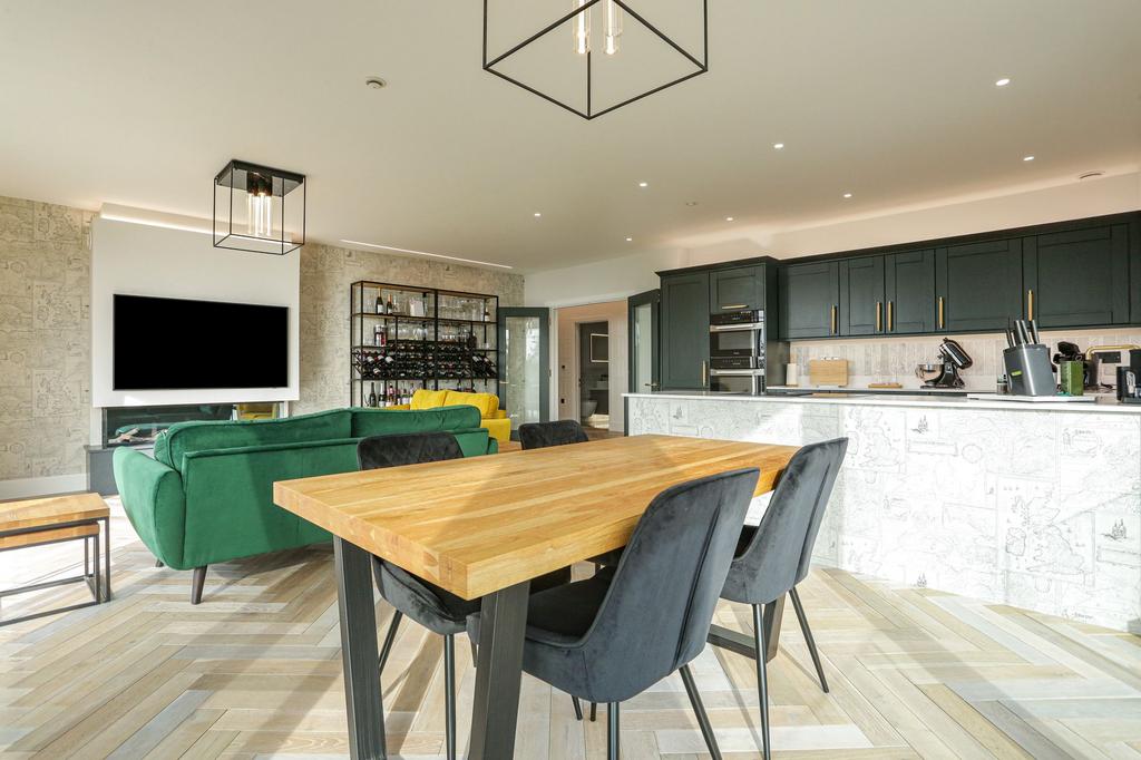 St. Mildreds Avenue, Ramsgate, CT11 3 bed apartment for sale £750,000