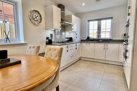 4 Caspars Way, Fordingbridge, SP6 1FP