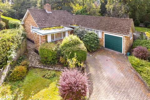 23 Oak Tree Close, Virginia Water, GU25 4JF