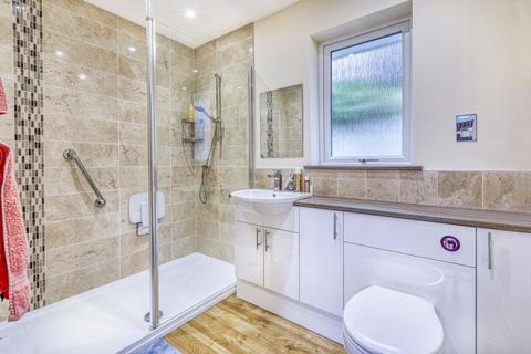 23 Oak Tree Close, Virginia Water, GU25 4JF