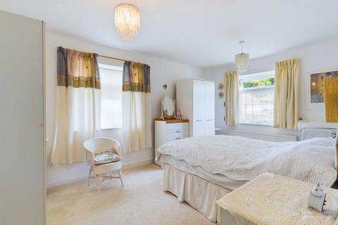 2 bedroom apartment for sale, Silverdale Road, Eastbourne