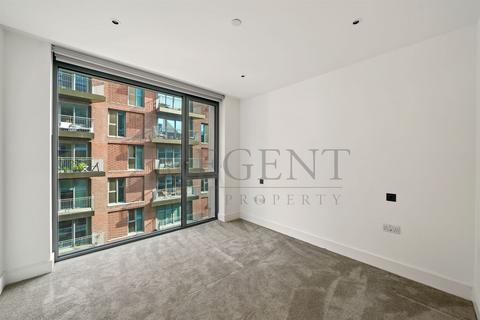 2 bedroom apartment to rent, Chartwell House, Palmer Road, SW11