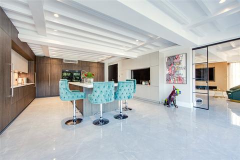 6 bedroom detached house for sale, Watford Road, Radlett, Hertfordshire, WD7