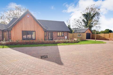 3 bedroom bungalow for sale, St Peters Close, Charsfield, Woodbridge