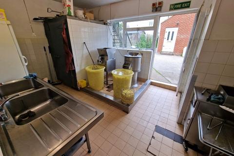 Restaurant for sale, Fish & Chip Shop, Southend-on-sea, SS3