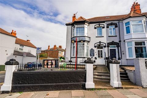 Isaacs Hill, Cleethorpes, Lincolnshire, DN35