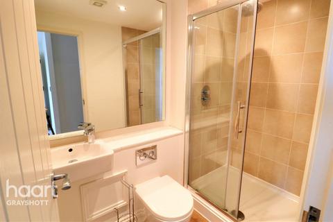 Flat 10, The Grove Headley Road, Grayshott, Hindhead, GU26 6LE