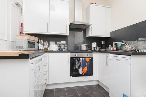 3 bedroom flat to rent, 1678L – Marchmont Street, Edinburgh, EH9 1EL