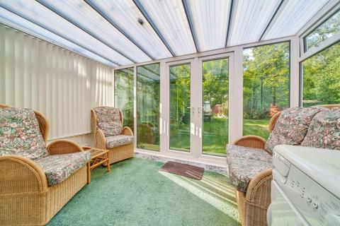 2 bedroom bungalow for sale, Moorhill Gardens, Thornhill Park, Southampton, Hampshire, SO18