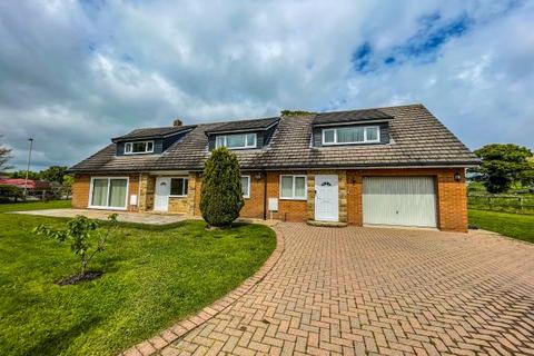 5 bedroom bungalow to rent - Leven Grove Farm Bungalow, Stokesley Road, Hutton Rudby, Yarm