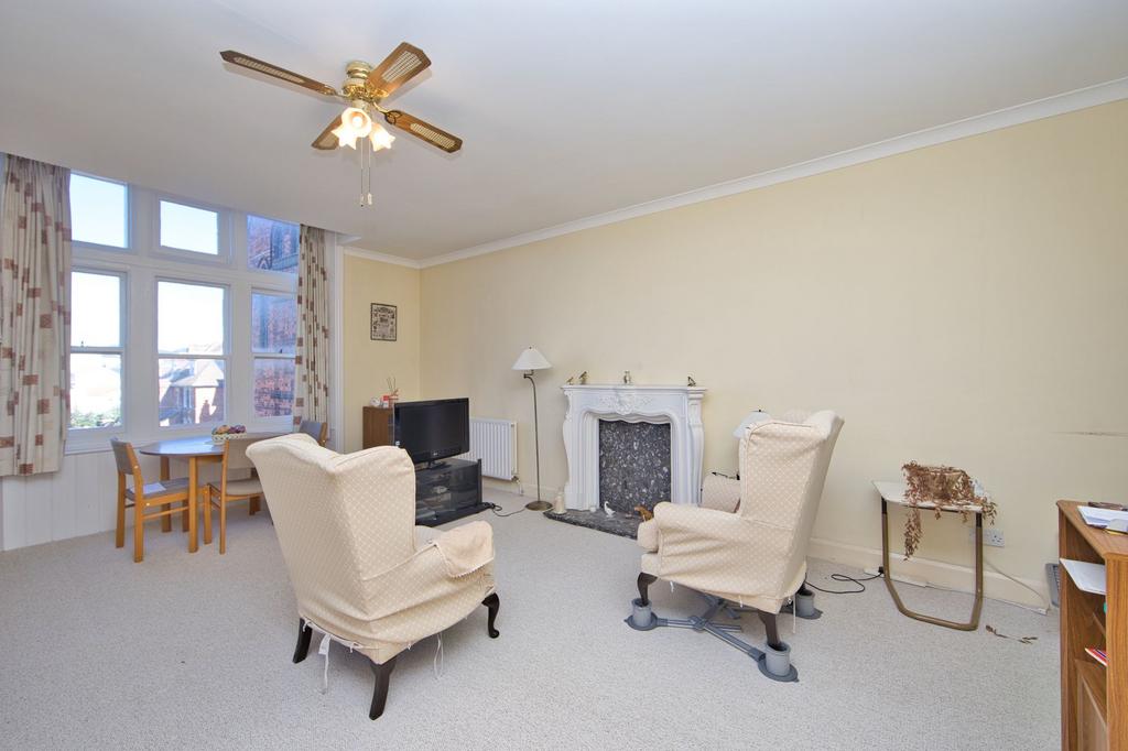 The Durlocks, St. Andrews The Durlocks, CT19 2 bed flat for sale £85,000