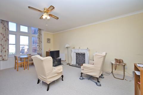 2 bedroom flat for sale, The Durlocks, St. Andrews The Durlocks, CT19