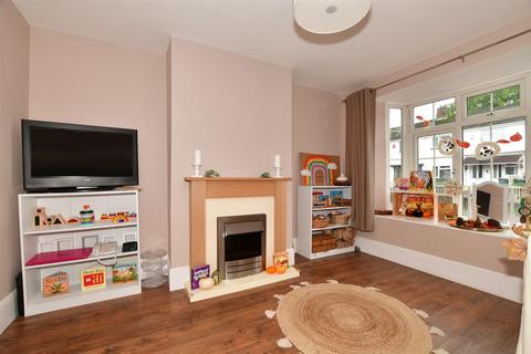 3 bedroom end of terrace house for sale, Nuthurst Close, Crawley, West Sussex