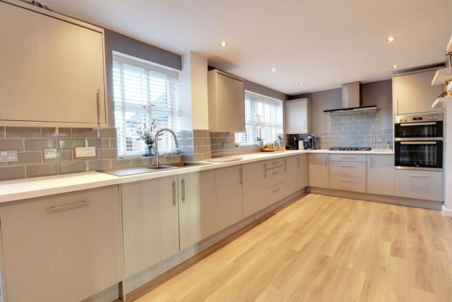 Kitchen/dining room