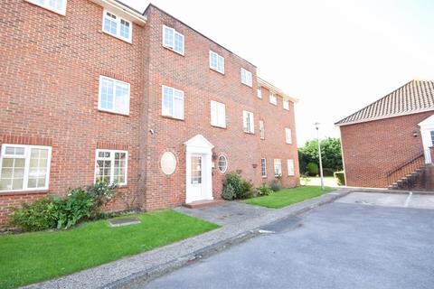 1 bedroom apartment to rent, White Ladies Close, Havant, PO9